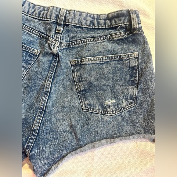 Wild Fable Denim Distressed Highest Rise Cutoff Women's Shorts Size 10 - Picture 7 of 15